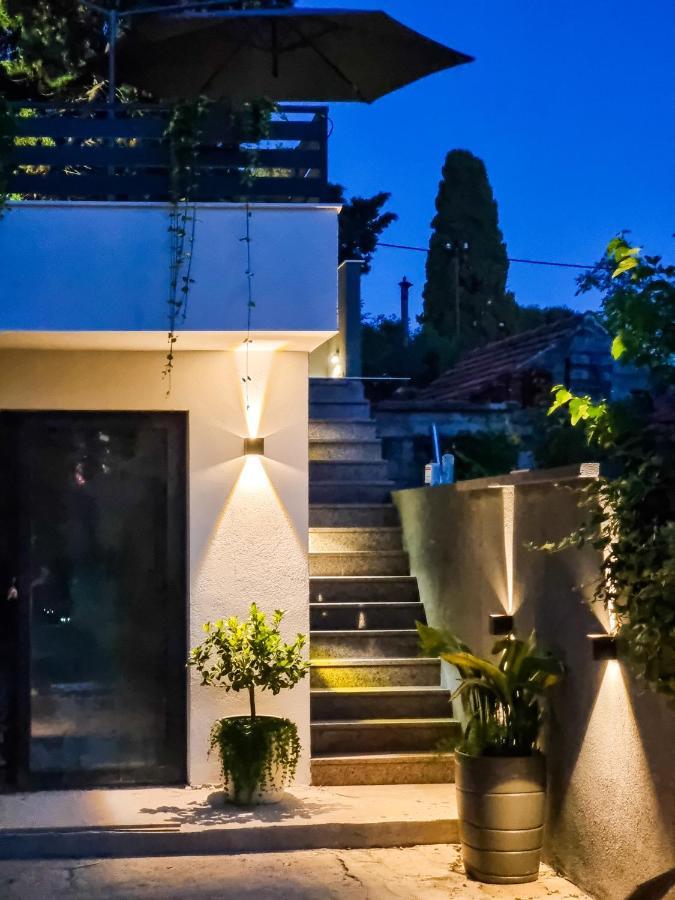 Residence ǁ Corino Biograd Na Moru Bagian luar foto
