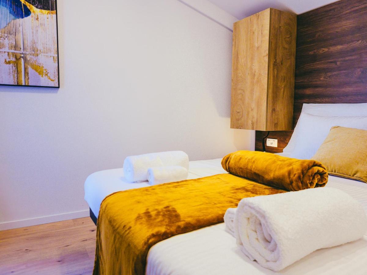 Residence ǁ Corino Biograd Na Moru Bagian luar foto